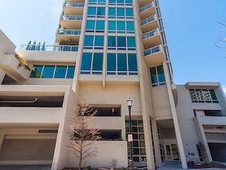 1570 Elmwood Ave Unit 808, Evanston, IL 60201
