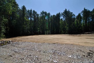 40 Cross Rd, Hooksett, NH 03106