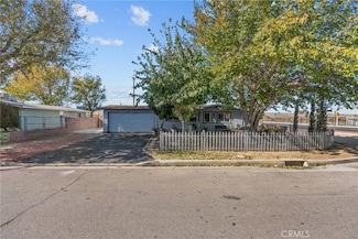 44755 21st St W, Lancaster, CA 93536