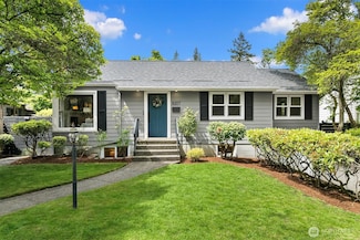 8207 39th Ave NE, Seattle, WA 98115