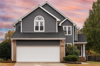 201 Maplewood Ct, Trinity, NC 27370