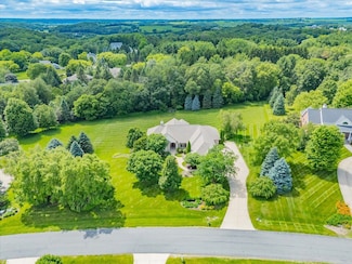 4865 Champions Run, Middleton, WI 53562