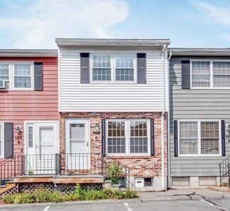 100 Roper St Unit C, Lowell, MA 01852