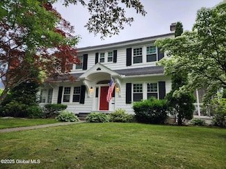 945 Morgan Ave, Schenectady, NY 12309