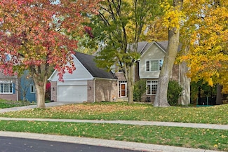 6258 Dover Ct, Fishers, IN 46038