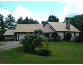 717 Vigue Rd, Windsor, ME 04363