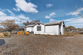 1907 Valley Rd SW, Albuquerque, NM 87105