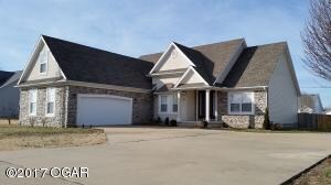 1004 Briarbrook Dr, Carl Junction, MO 64834