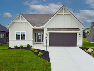 9333 Rochelle Ln, Sugarcreek Township, OH 45458