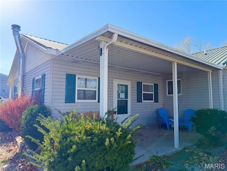 41372 Eisenhower Trail, Perry, MO 63462