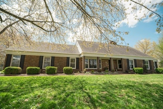 5724 E Mill St, Springfield, MO 65802