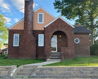 300 Portage St NW, North Canton, OH 44720