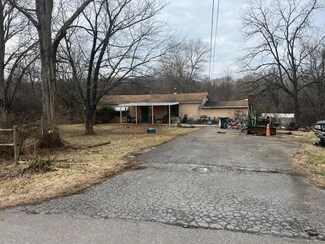 227 Chapel Ln, Lynchburg, VA 24501