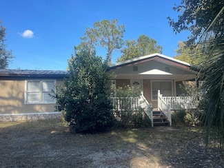 108 Pineshore Dr, Satsuma, FL 32189