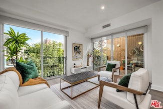 855 N Croft Ave Unit 309, West Hollywood, CA 90069