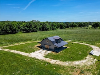 11895 Doc Hall Rd, Prairie Grove, AR 72753