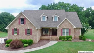 565 County Road 249, Scottsboro, AL 35768
