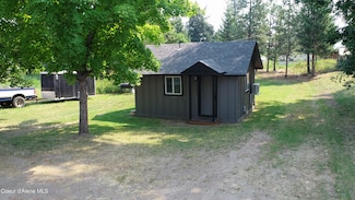 32340 N 6th Ave, Spirit Lake, ID 83869