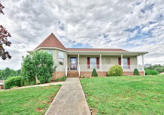100 Huffman Dr, Pearisburg, VA 24134