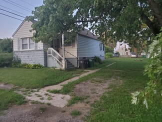 2431 Spencer St, Lake Station, IN 46405