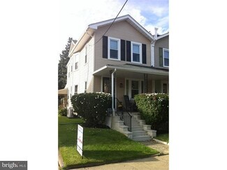 821 5th Ave, Prospect Park, PA 19076