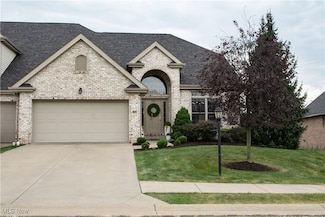 203 Prestwick Ct, Columbiana, OH 44408