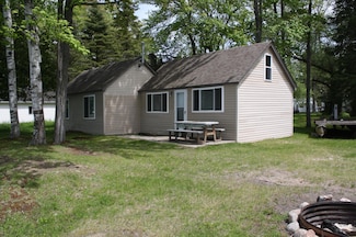 507 Sleeper Dr, Lincoln, MI 48742