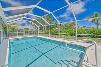 3819 SE 2nd Ave, Cape Coral, FL 33904