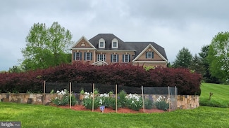 16070 Sainte Marie Ct, Hamilton, VA 20158
