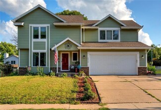 4512 Palm Ave, Des Moines, IA 50310