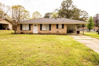 167 Mcknight Dr, Monticello, AR 71655