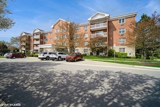 1220 Depot St Unit 112, Glenview, IL 60025