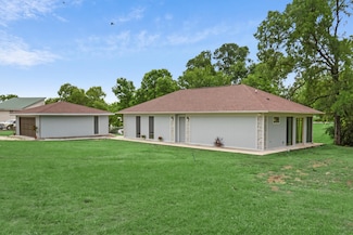 20 Coolcrest Dr, Point Blank, TX 77364