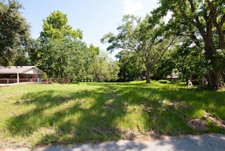 711 Herrick Ave, Pascagoula, MS 39567