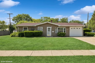 325 Larkdale Row, Wauconda, IL 60084
