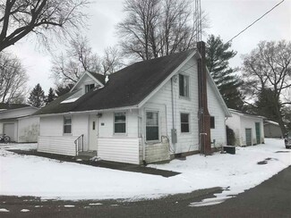 207 N Poplar St, Silver Lake, IN 46982