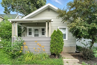 420 16th St NE, Cedar Rapids, IA 52402