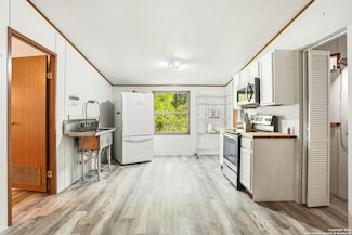 7019 Broken Arrow, Spring Branch, TX 78070