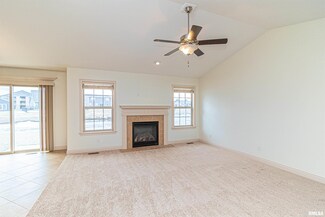 174 Tuscany Ct, Morton, IL 61550