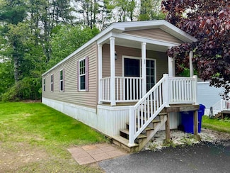 11 Aster Dr, Tilton, NH 03276
