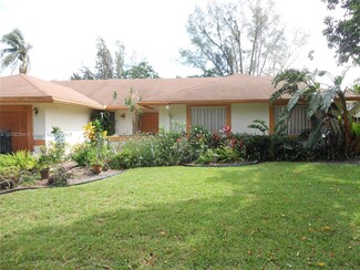 2880 SW 81st Way, Davie, FL 33328