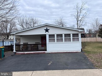 640 Apple St, Red Hill, PA 18076