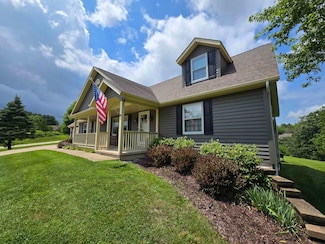 1A49 Blackhawk Ln, Apple River, IL 61001