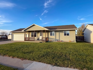 385 24th St SW, Huron, SD 57350