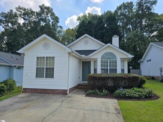 12 Lantern Ln, Greer, SC 29651
