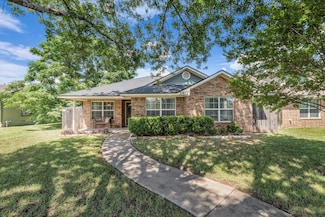 1417 N 5th St, Waco, TX 76707
