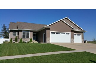 270 Novak Rd, Lisbon, IA 52253