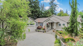 941 Cambell Dr, Camano Island, WA 98282