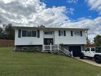 1133 N Valleyview Dr, West Baden Springs, IN 47469