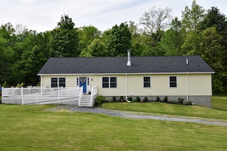 3900 Jersey St, Panton, VT 05491